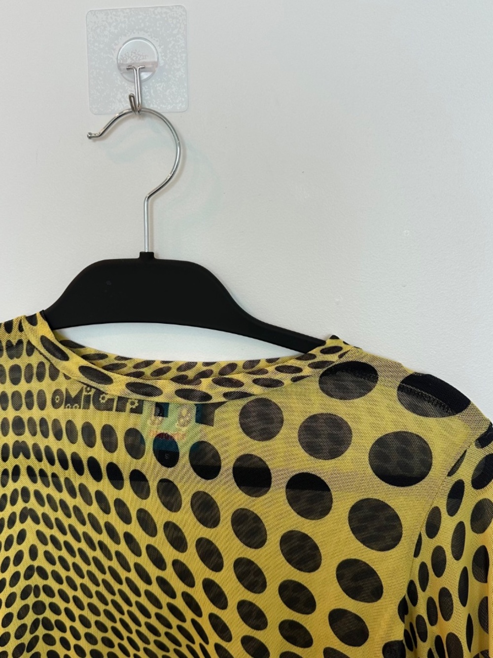 OMIGHTY Mesh Illusion Polka Dot Top Size S - Picture 7 of 9